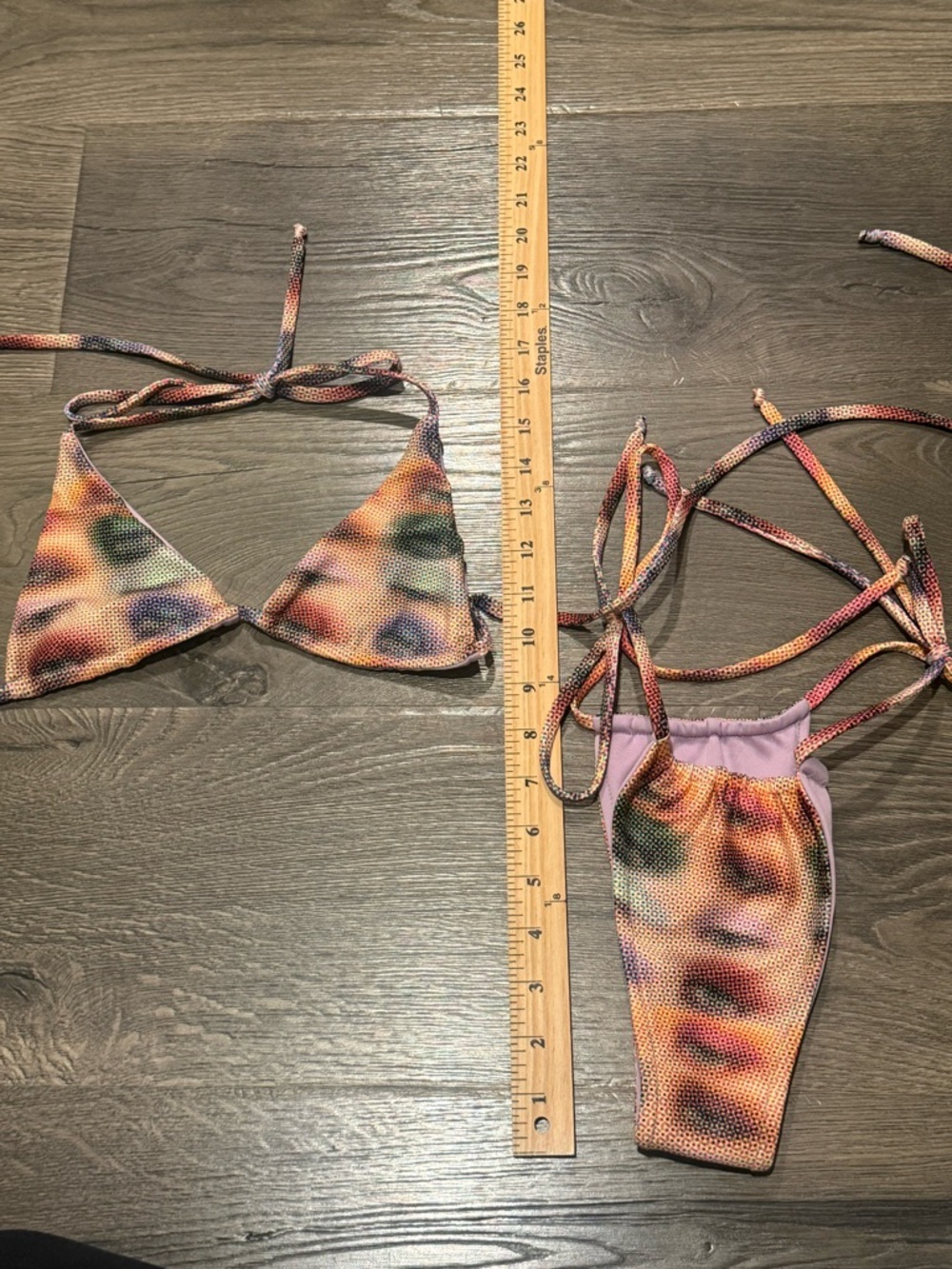 Funky Eyeshadow Bikini Set - Picture 4 of 6